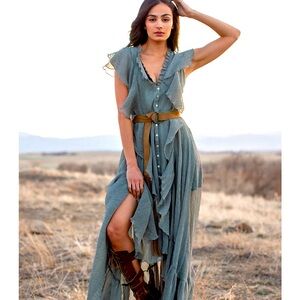 NWT CASS DRESS IN ISLAND SAGE, size medium, new w/ tags and never worn